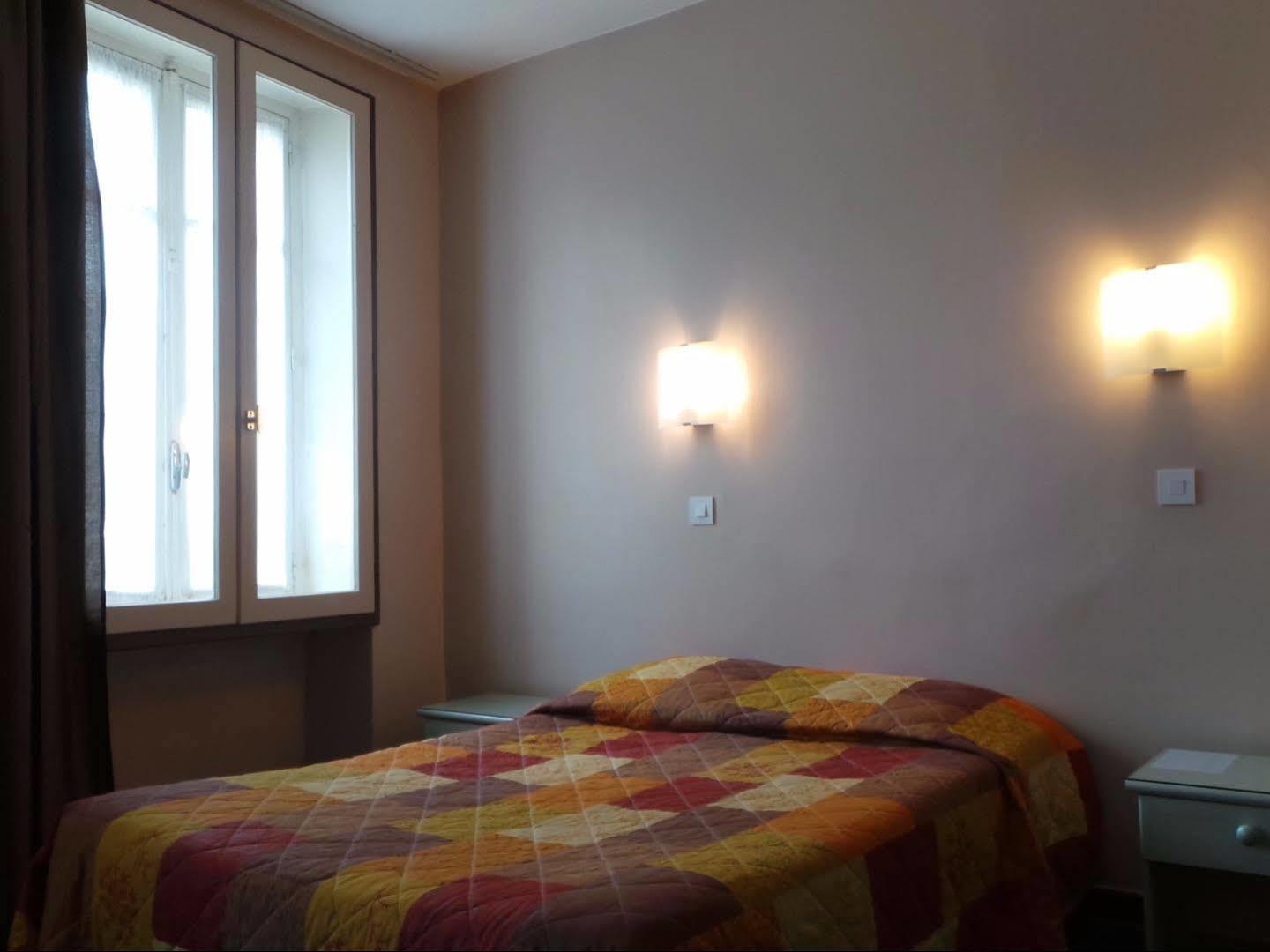 Logis Hotel Saint Jacques Valence  Kültér fotó