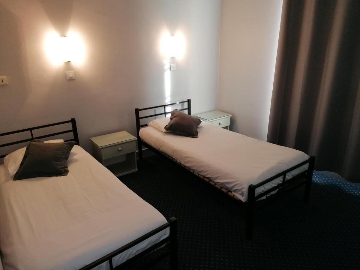 Logis Hotel Saint Jacques Valence  Kültér fotó